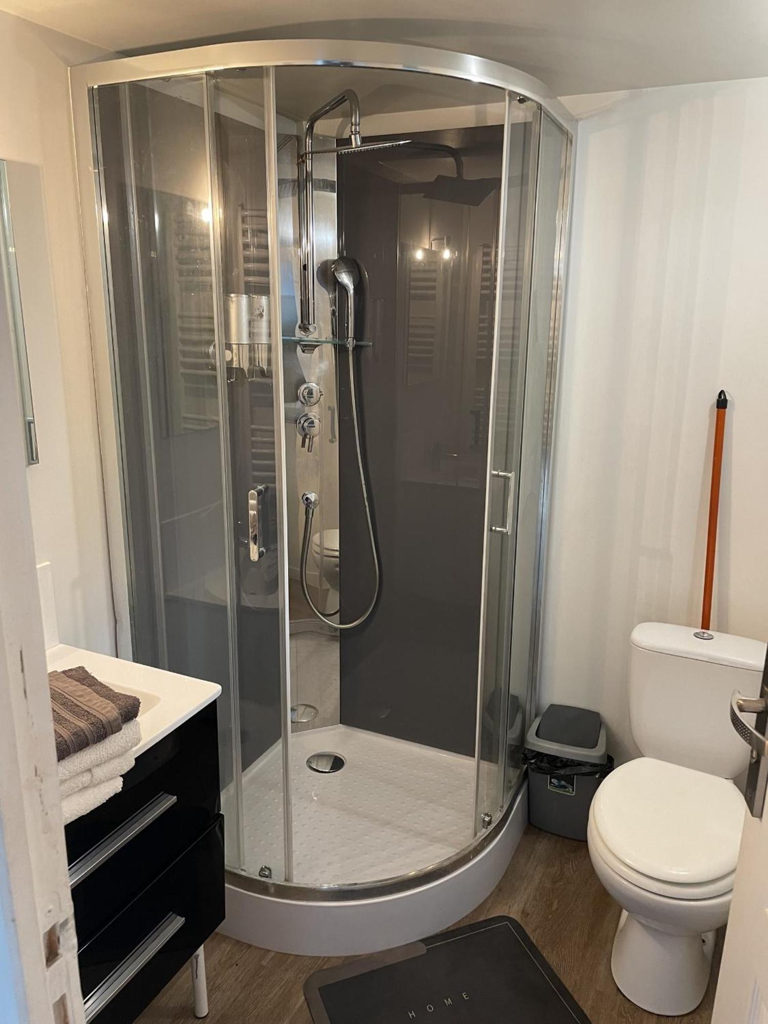 Appartshotels'De Ville Bourg-les-Valence Room photo